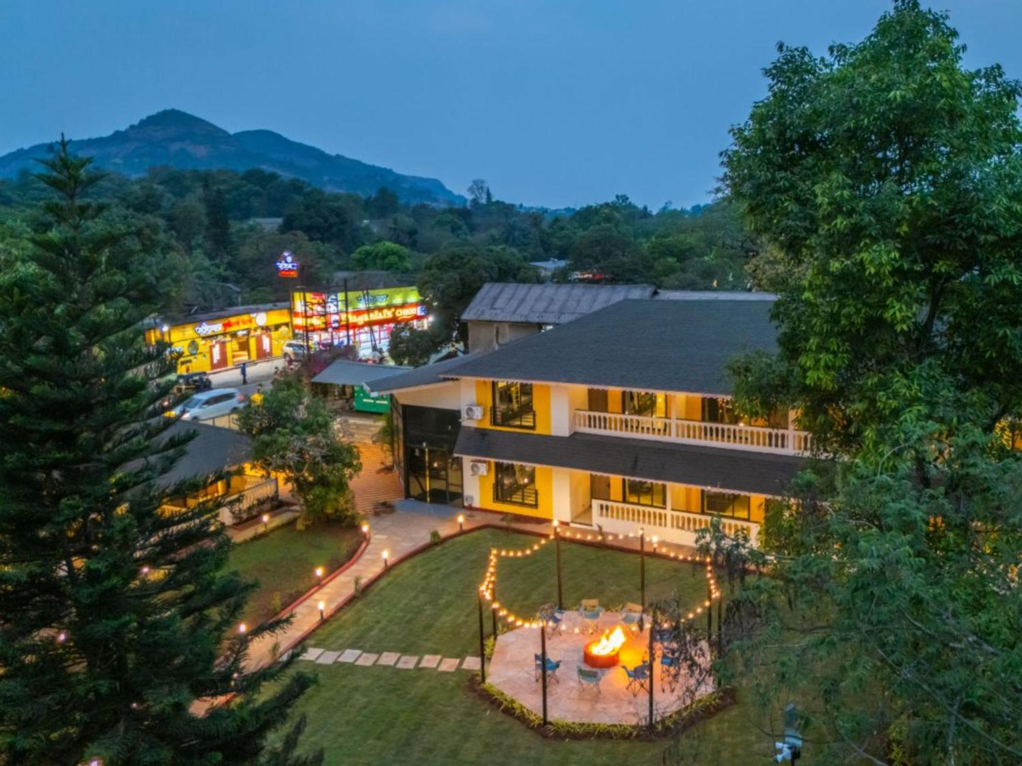 The Hosteller Lonavala, City Centre Exterior photo