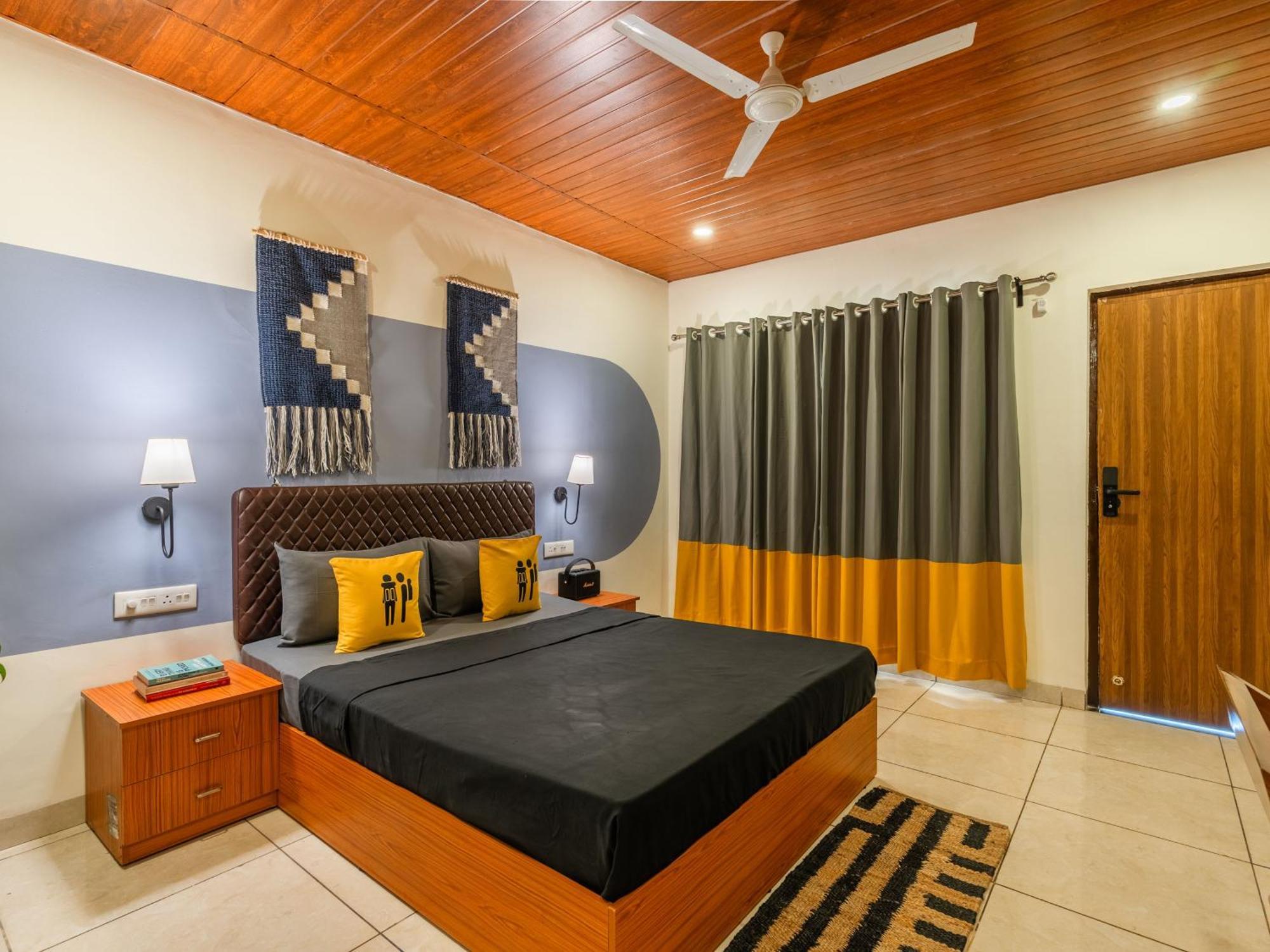 The Hosteller Lonavala, City Centre Exterior photo